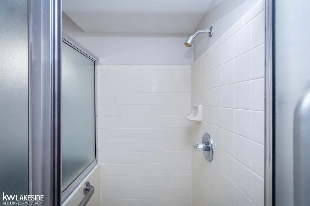 16907 Driftwood Drive Macomb Township MI 48042