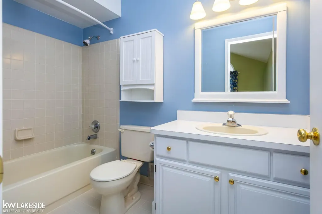 16907 Driftwood Drive Macomb Township MI 48042
