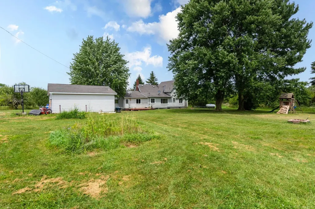 12923 Imlay City Road Emmett Township MI 48022
