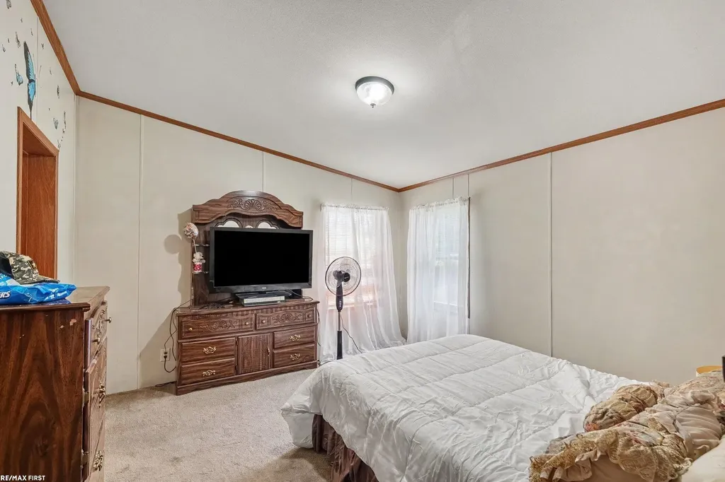 9642 Meadowbrook Street Clay Township MI 48001