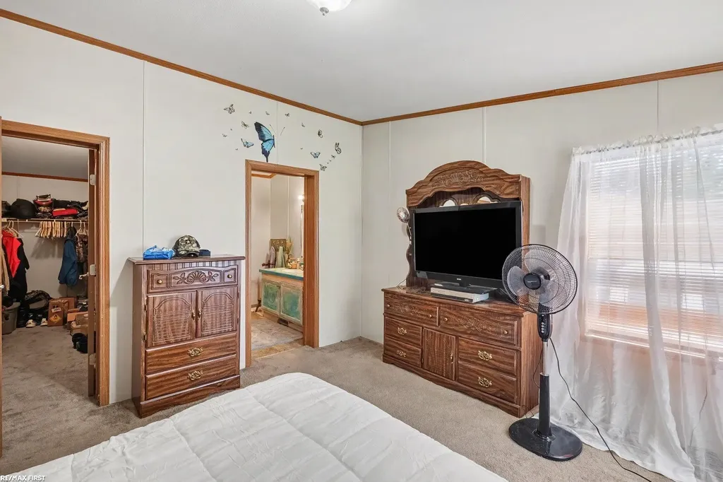 9642 Meadowbrook Street Clay Township MI 48001