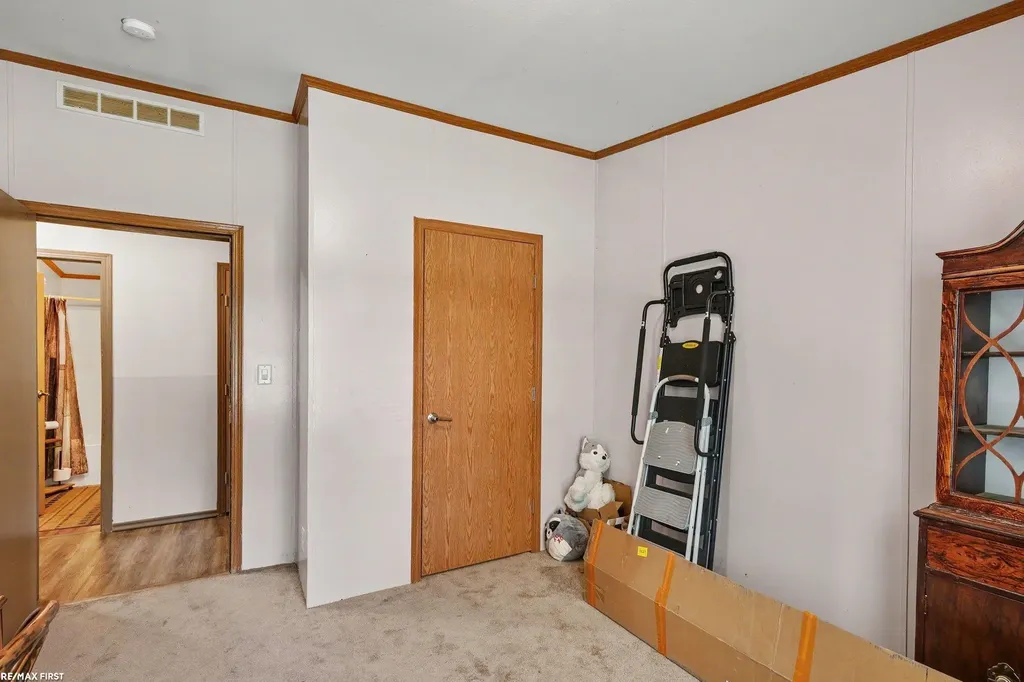 9642 Meadowbrook Street Clay Township MI 48001