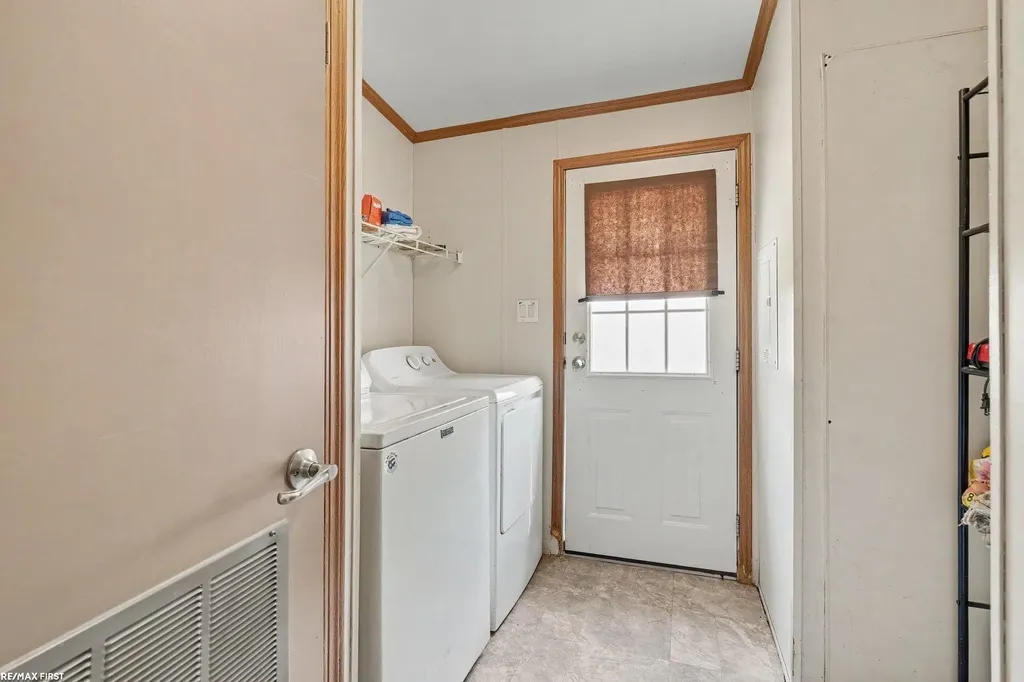 9642 Meadowbrook Street Clay Township MI 48001