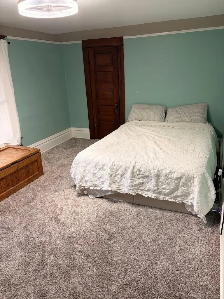 302 High Street Williamston City MI 48895