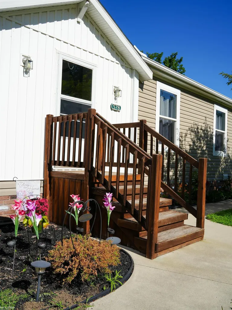 578 Twin Lake Drive Kimball Township MI 48074