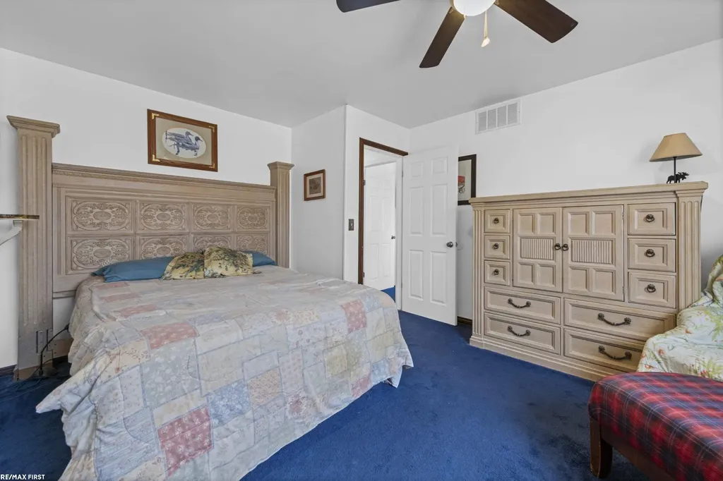 25340 Quarter Deck Street Harrison Charter Township MI 48045