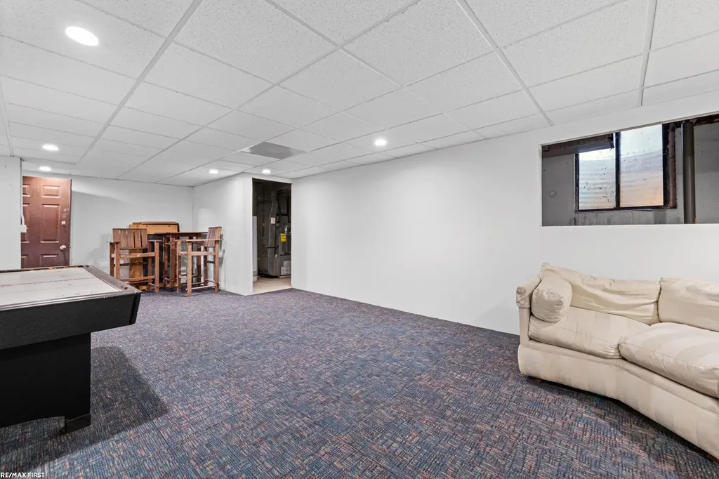 25340 Quarter Deck Street Harrison Charter Township MI 48045
