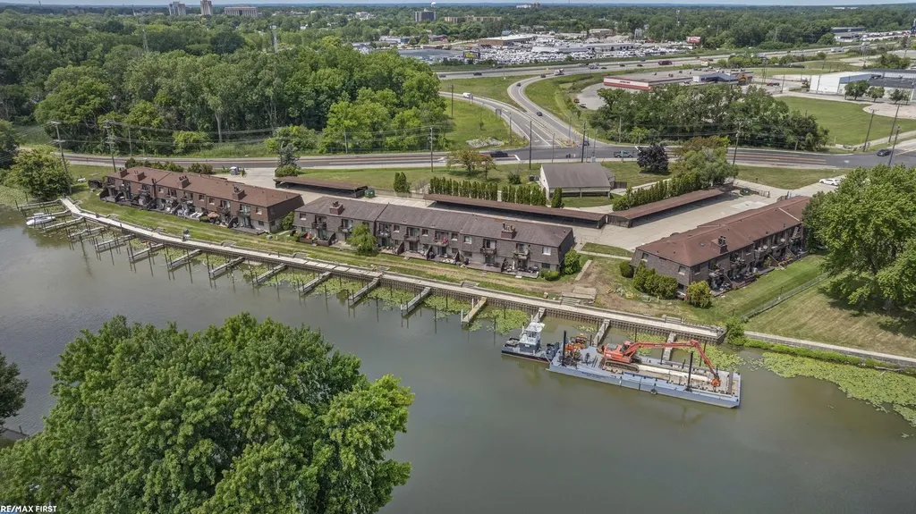 25340 Quarter Deck Street Harrison Charter Township MI 48045