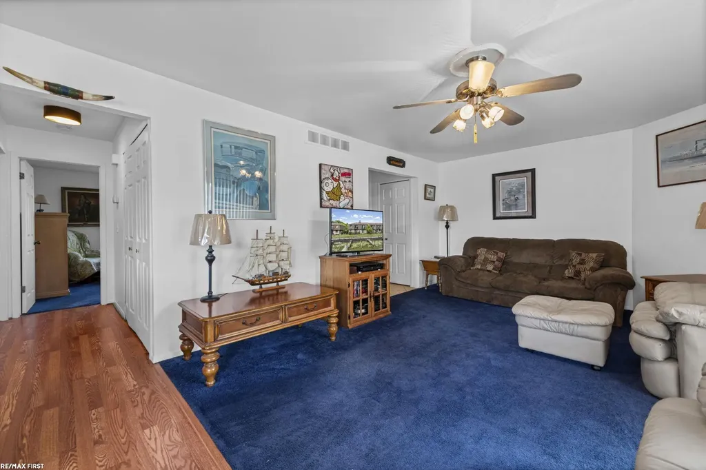 25340 Quarter Deck Street Harrison Charter Township MI 48045
