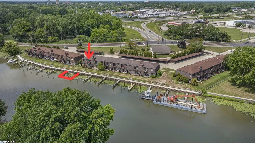 25340 Quarter Deck Street Harrison Charter Township MI 48045
