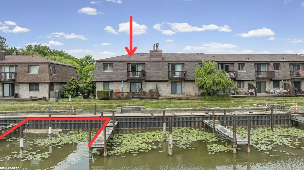 25340 Quarter Deck Street Harrison Charter Township MI 48045