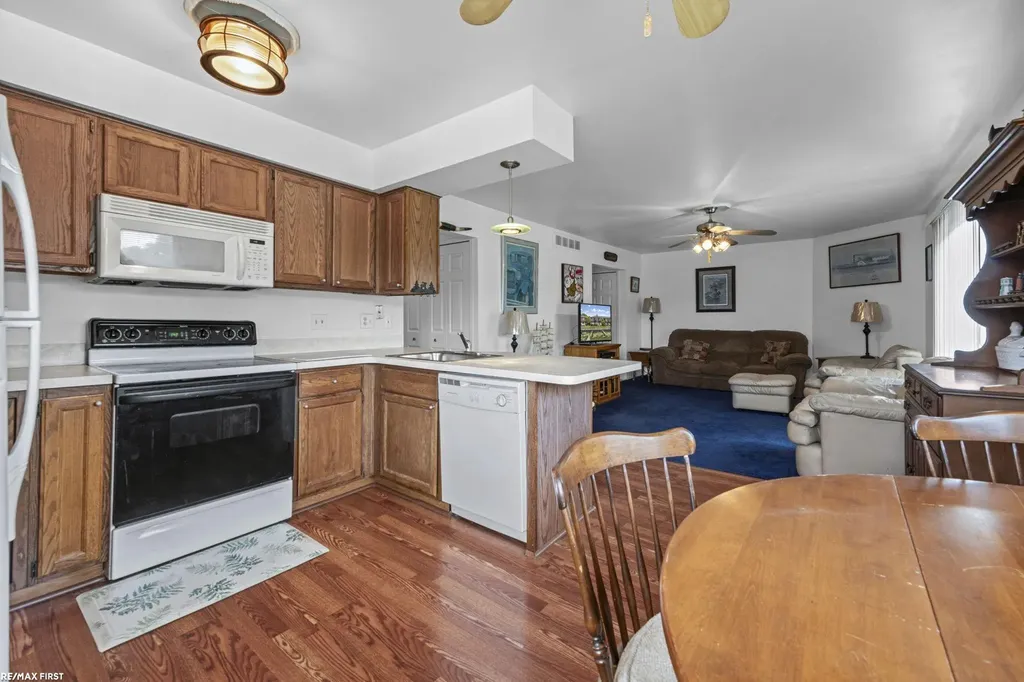 25340 Quarter Deck Street Harrison Charter Township MI 48045