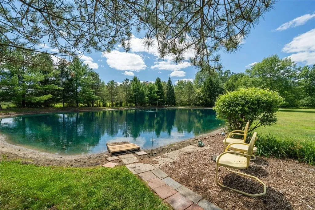 6553 Lindsey Road China Township MI 48054