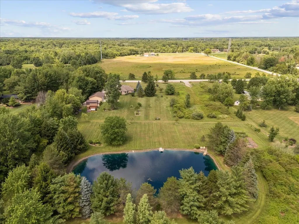 6553 Lindsey Road China Township MI 48054