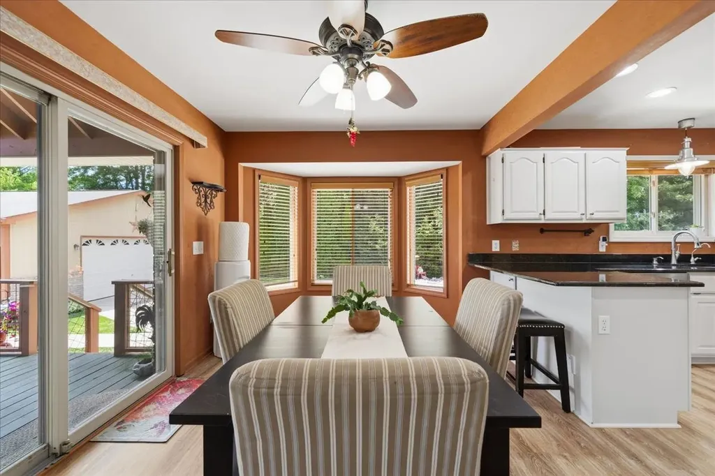 6553 Lindsey Road China Township MI 48054