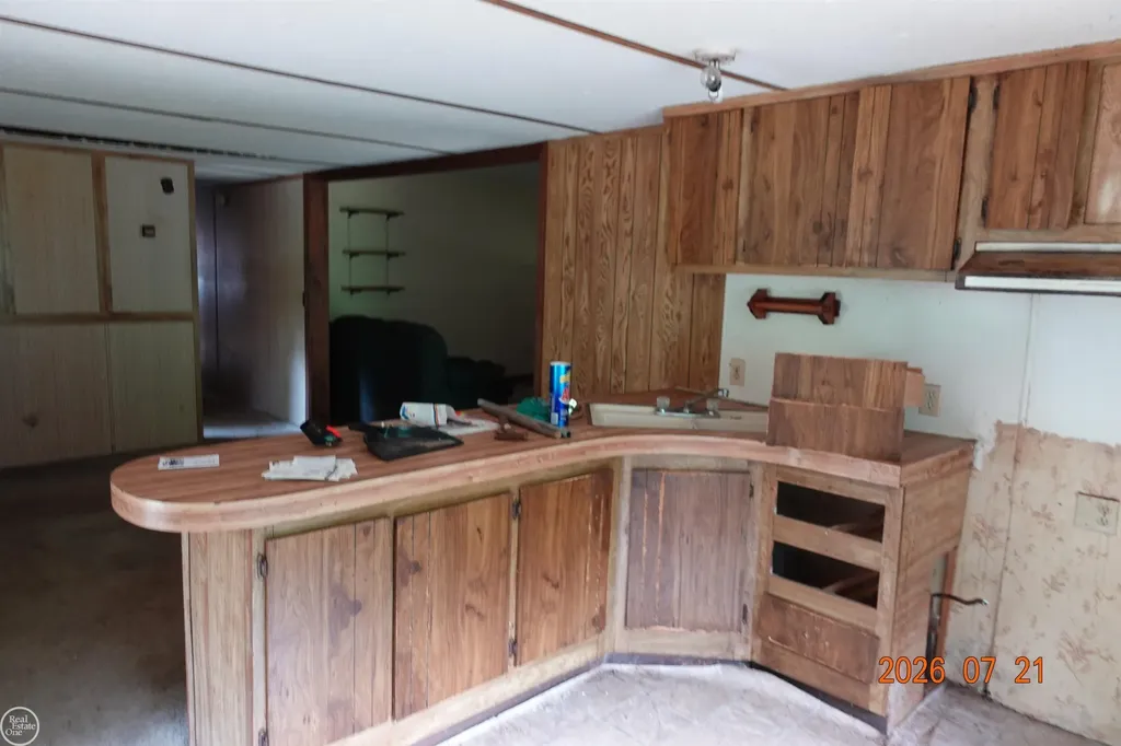 3143 N Harrison Avenue Harrison City MI 48625