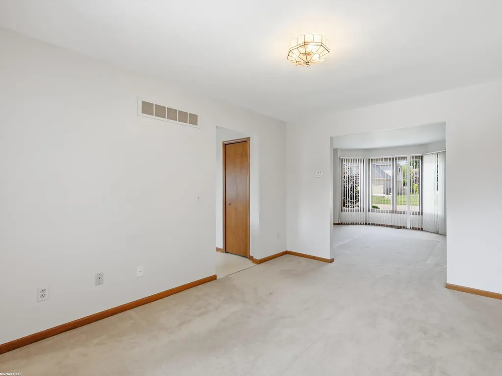 16730 Tower Drive Macomb Township MI 48044