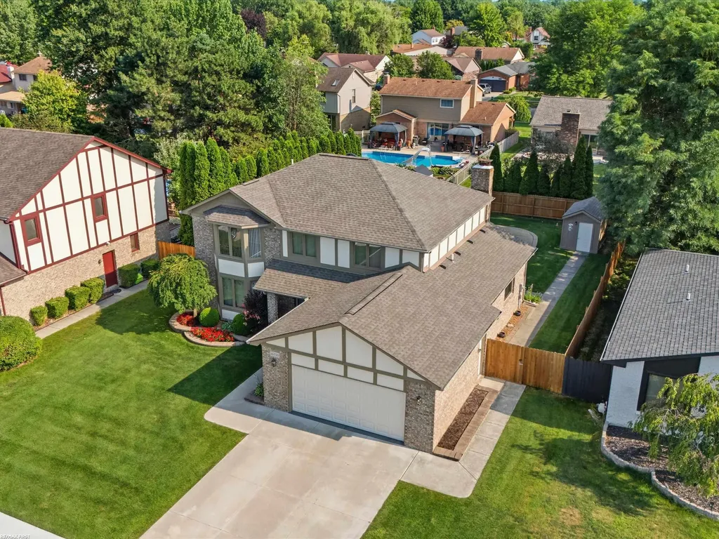 16730 Tower Drive Macomb Township MI 48044