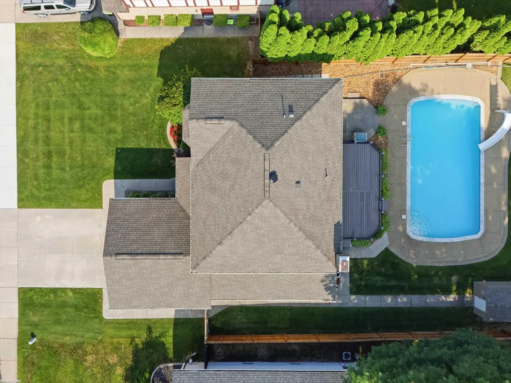 16730 Tower Drive Macomb Township MI 48044