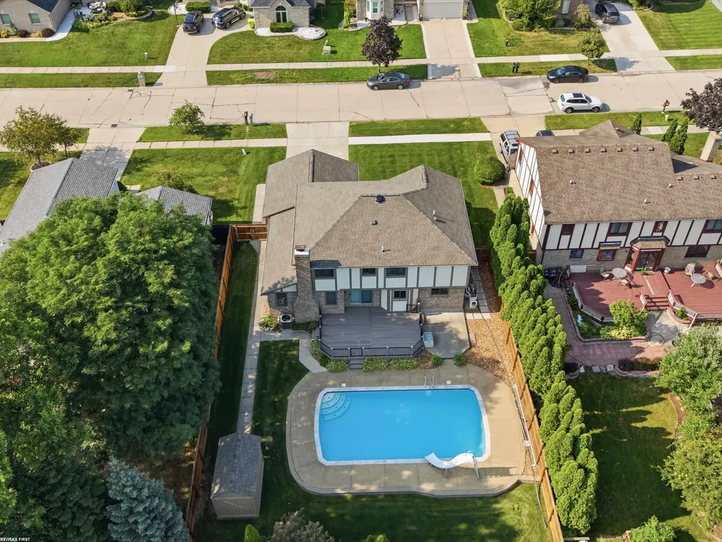 16730 Tower Drive Macomb Township MI 48044