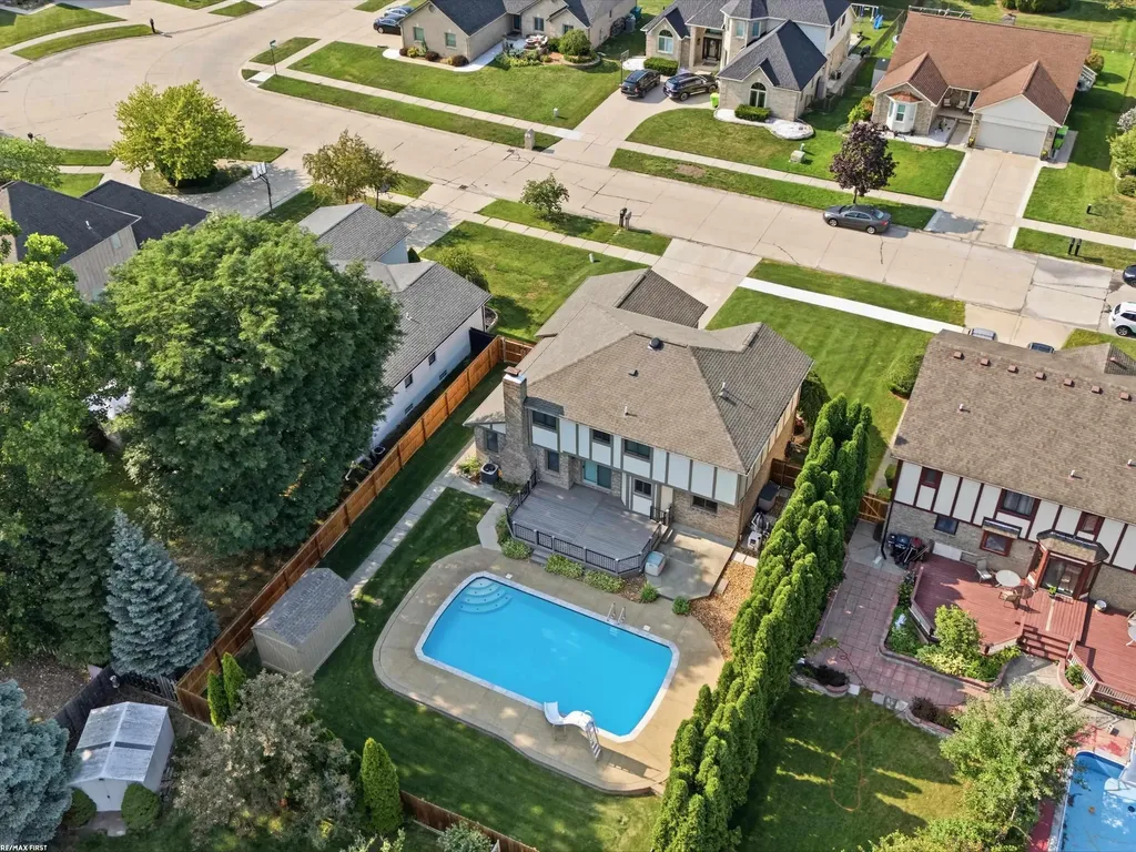 16730 Tower Drive Macomb Township MI 48044