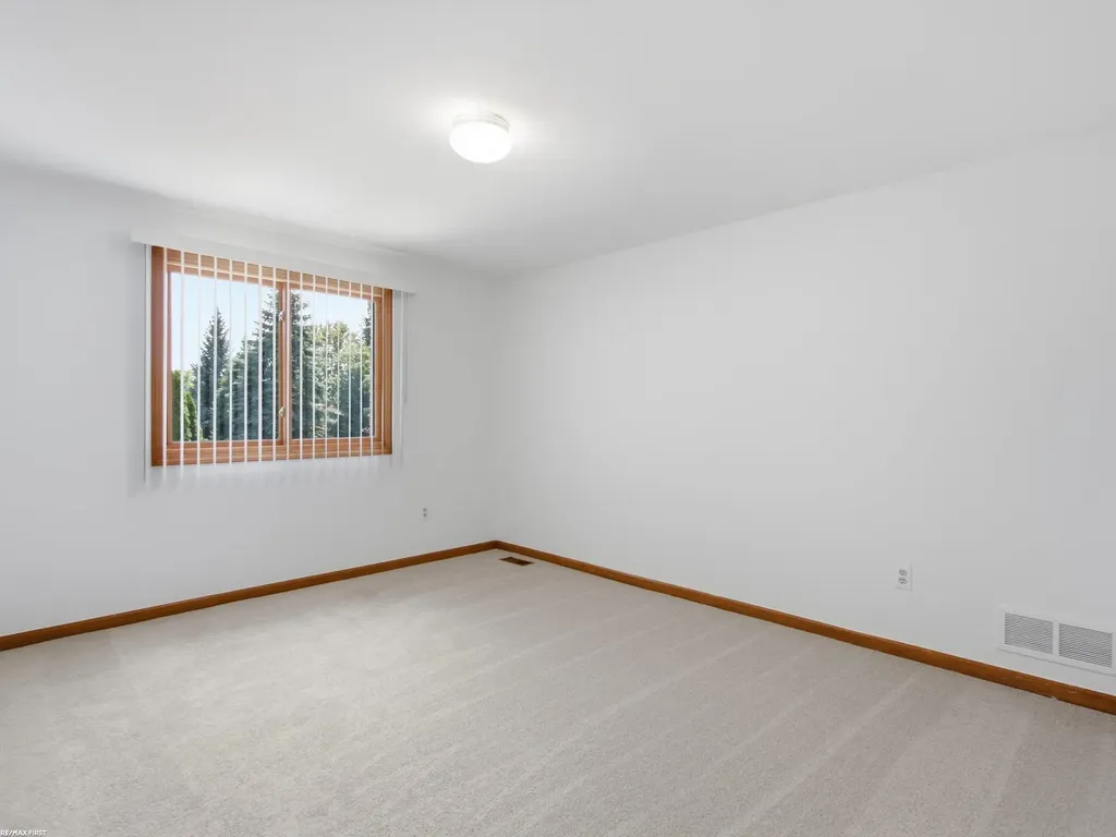 16730 Tower Drive Macomb Township MI 48044