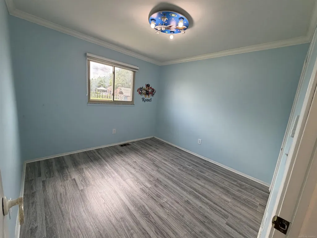 47066 Sanborn Drive Macomb Township MI 48044