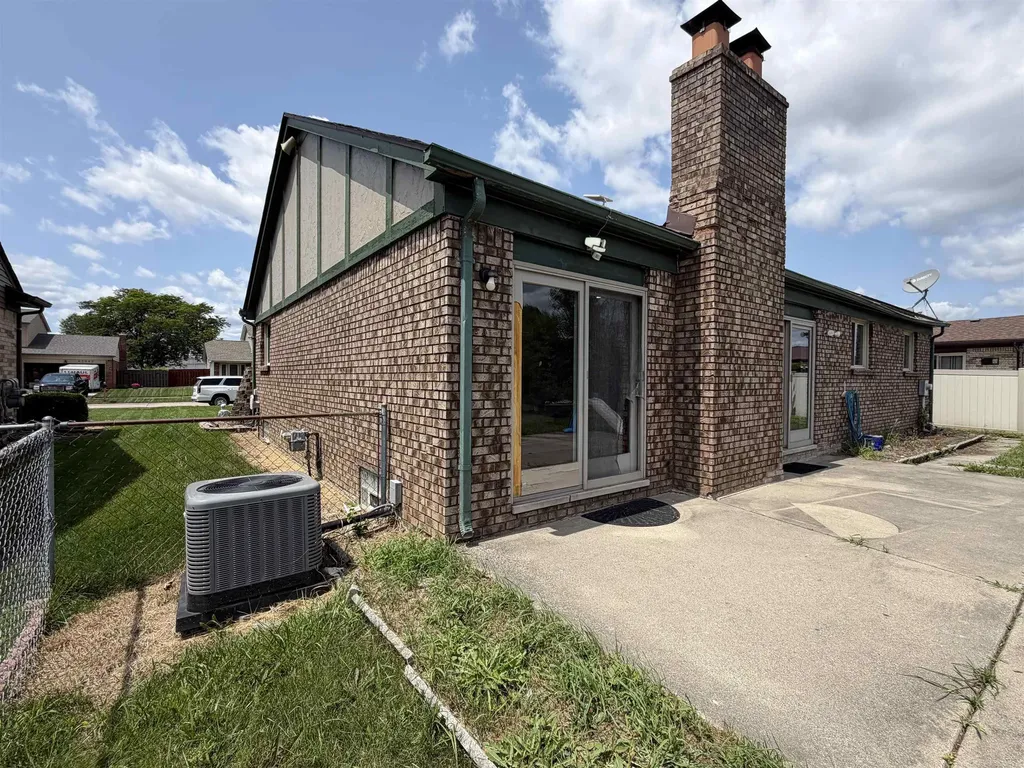 47066 Sanborn Drive Macomb Township MI 48044