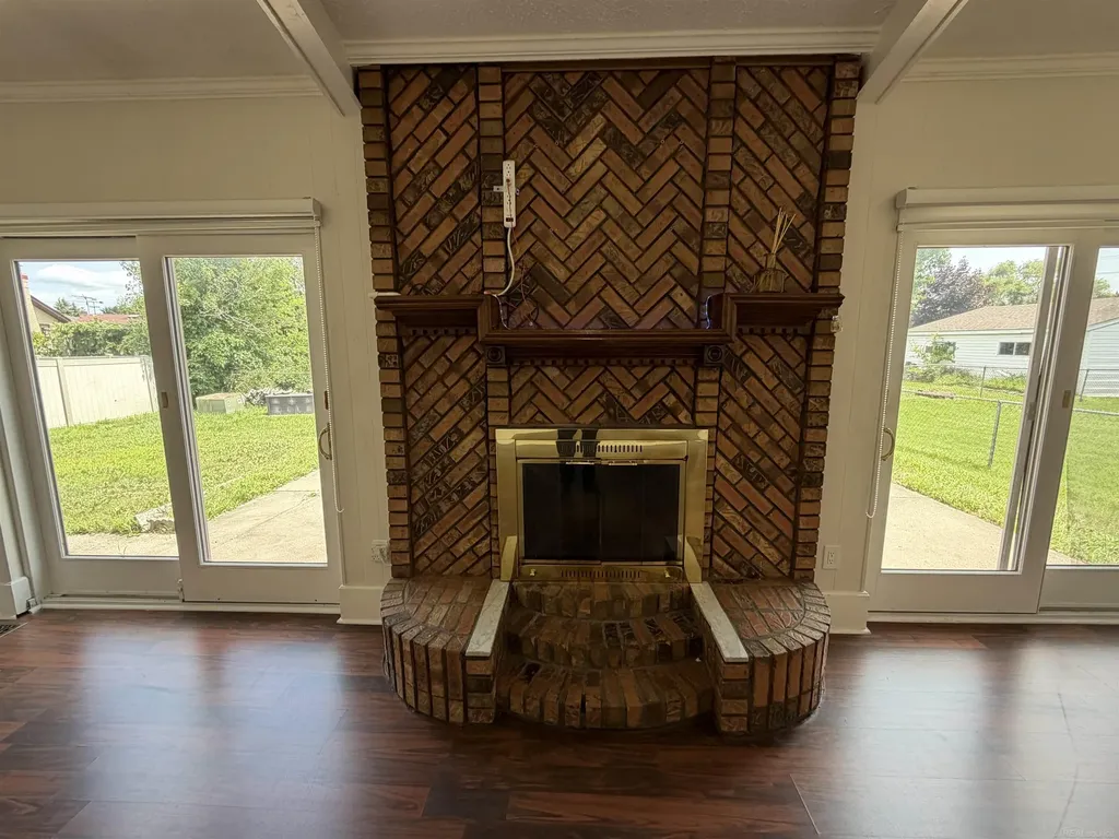 47066 Sanborn Drive Macomb Township MI 48044