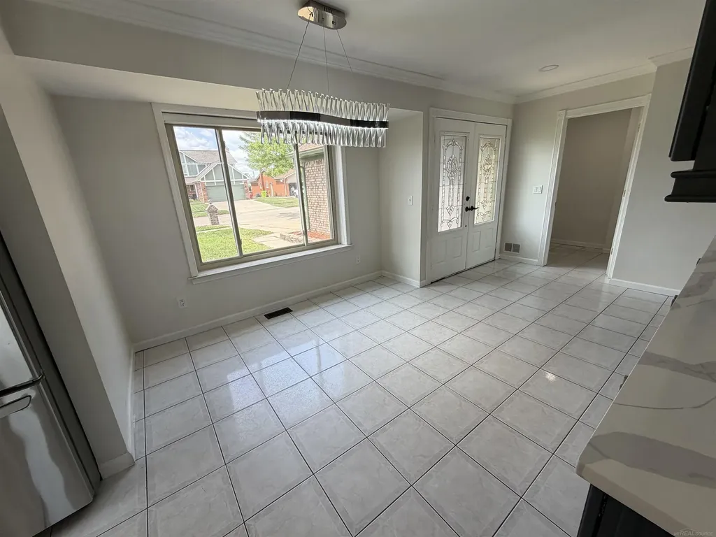 47066 Sanborn Drive Macomb Township MI 48044