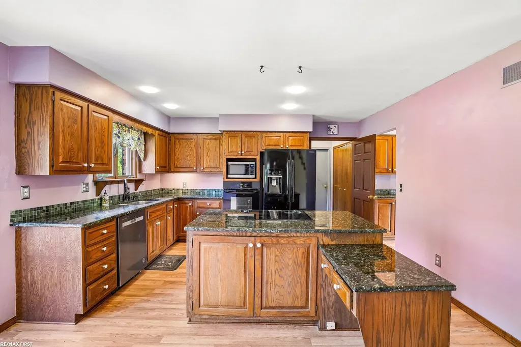 1405 Mckail Road Leonard Village MI 48367