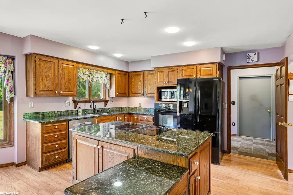 1405 Mckail Road Leonard Village MI 48367
