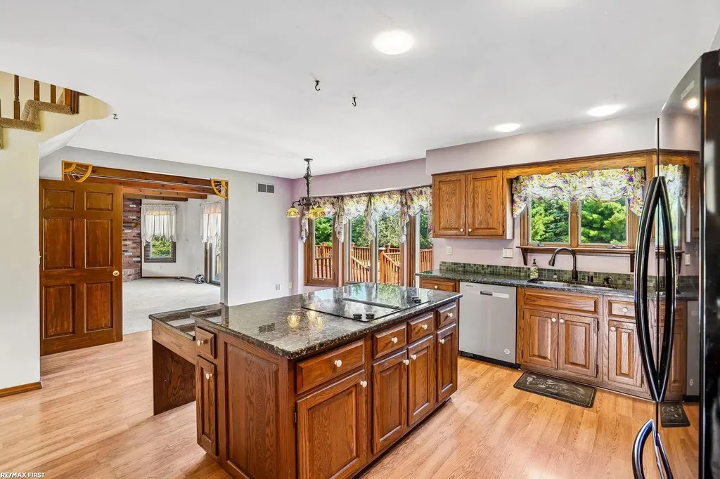 1405 Mckail Road Leonard Village MI 48367