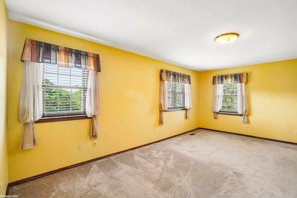 1405 Mckail Road Leonard Village MI 48367