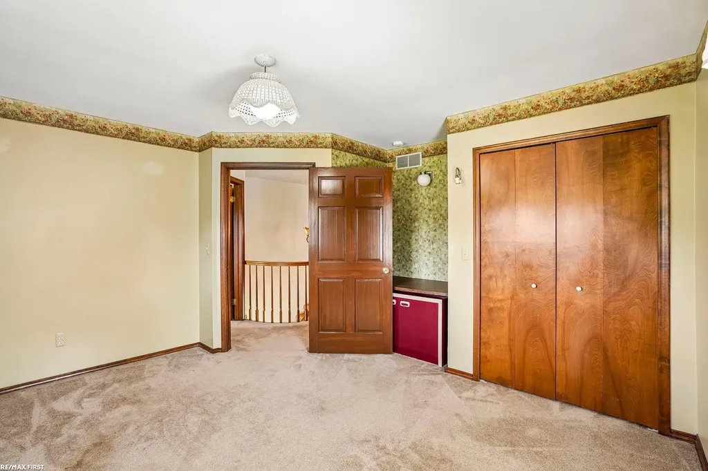 1405 Mckail Road Leonard Village MI 48367