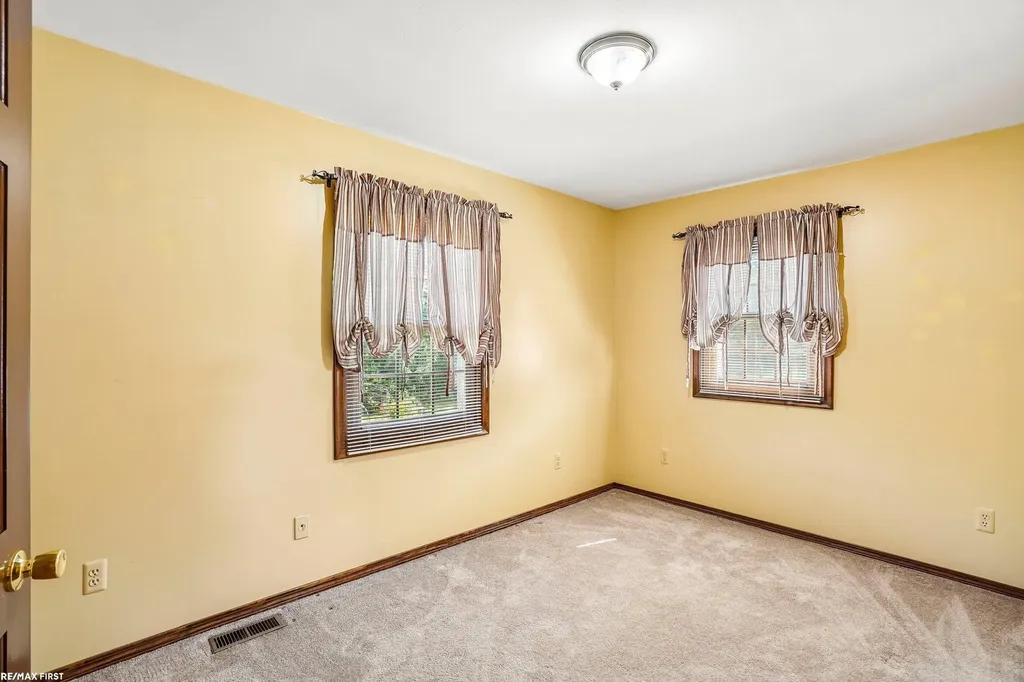 1405 Mckail Road Leonard Village MI 48367