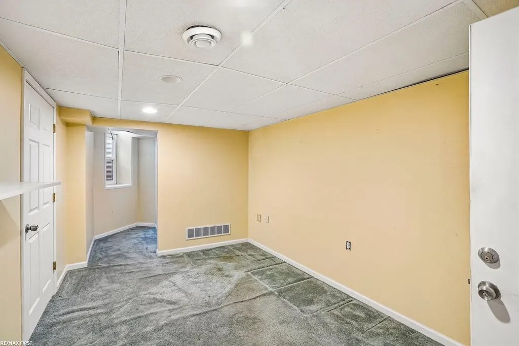1405 Mckail Road Leonard Village MI 48367