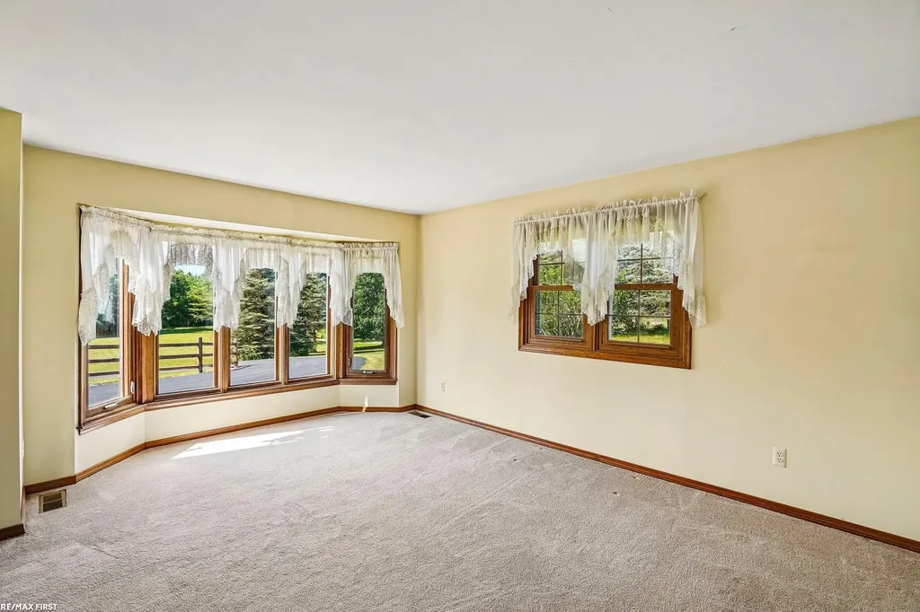1405 Mckail Road Leonard Village MI 48367