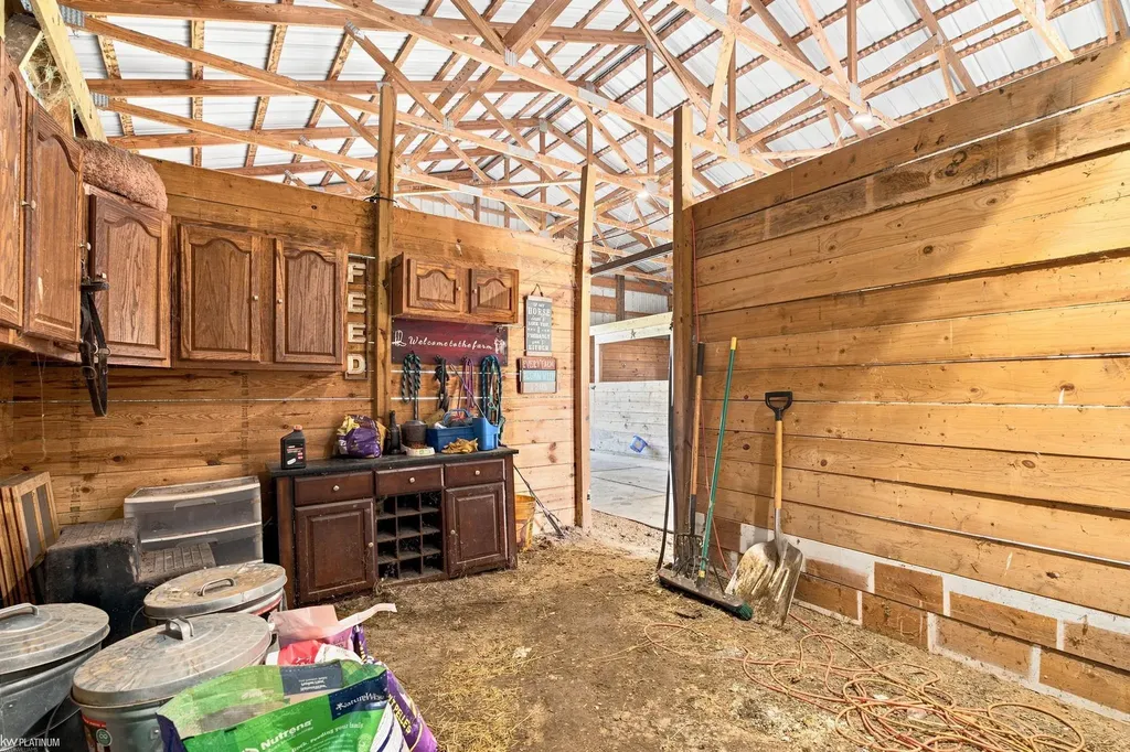 9638 Sparling Road Wales Township MI 48027