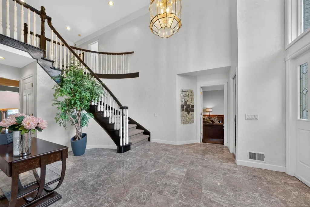 8893 Chestnut Run Drive Shelby Charter Township MI 48317