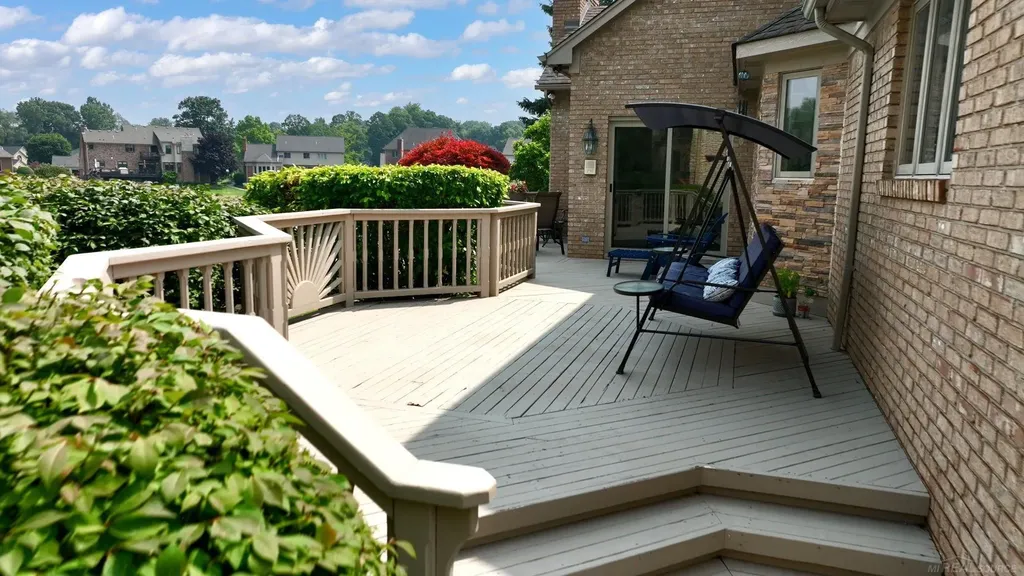 8893 Chestnut Run Drive Shelby Charter Township MI 48317