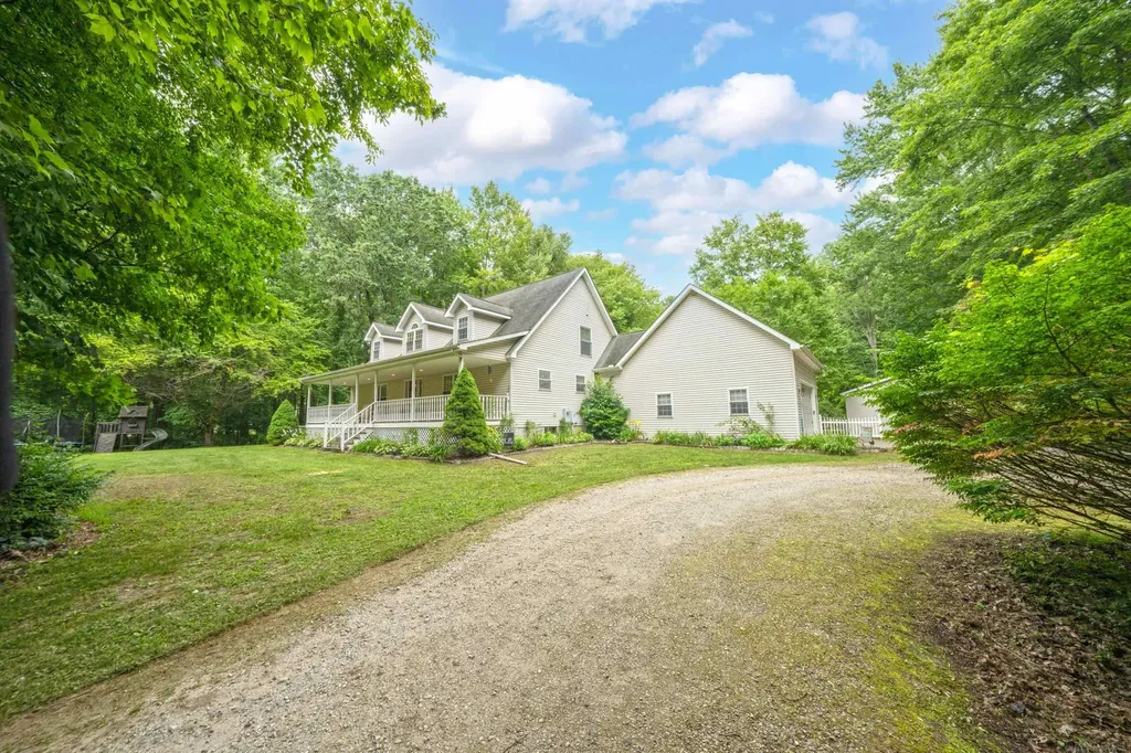 8501 Morrow Road Clay Township MI 48001