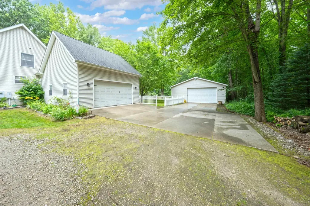 8501 Morrow Road Clay Township MI 48001