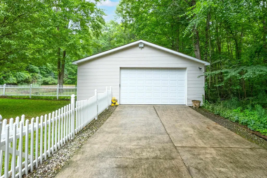 8501 Morrow Road Clay Township MI 48001