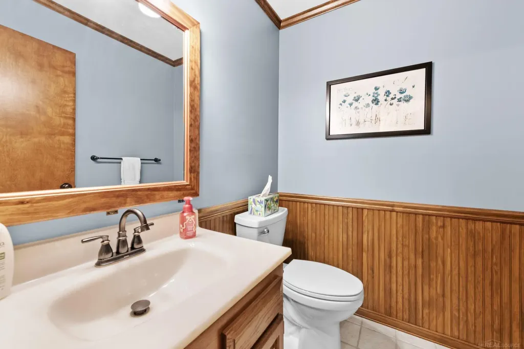 48055 Mallard Drive Chesterfield Township MI 48047