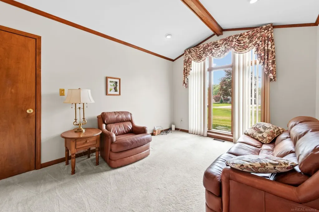 48055 Mallard Drive Chesterfield Township MI 48047