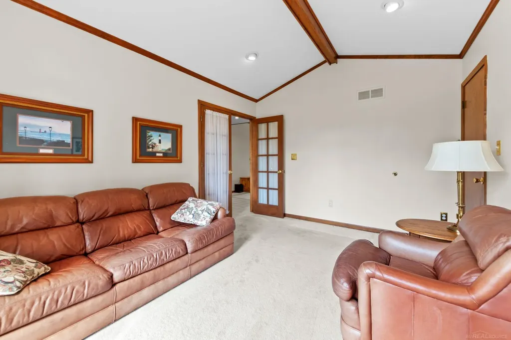 48055 Mallard Drive Chesterfield Township MI 48047