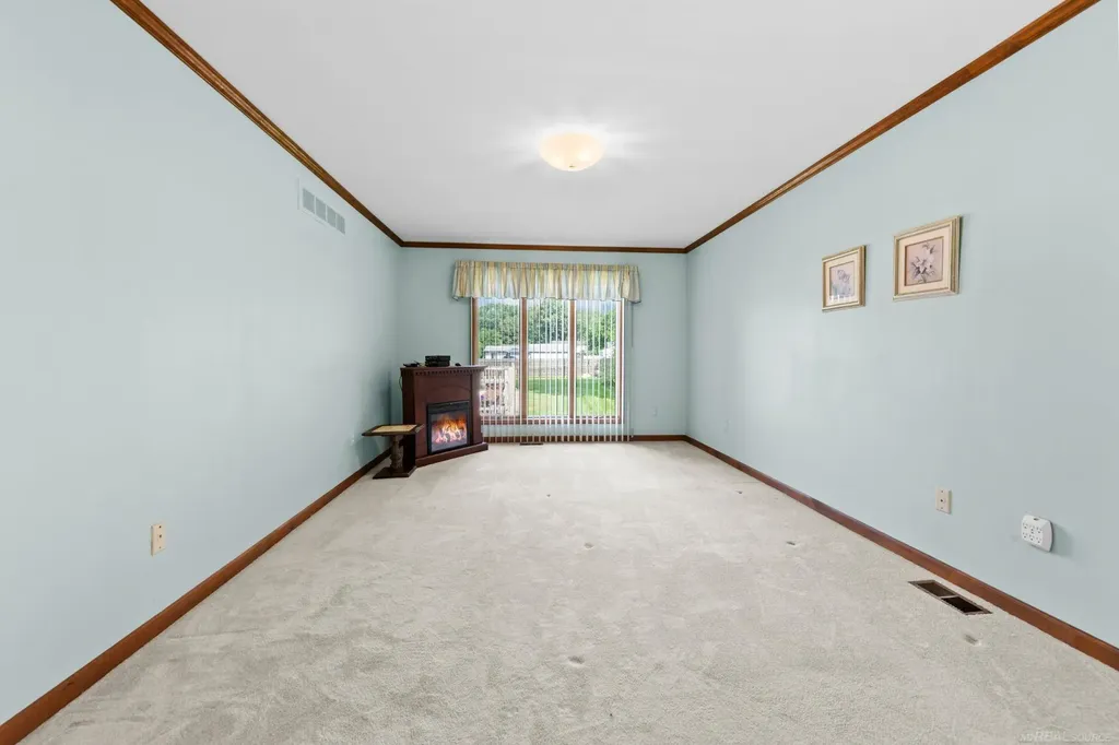 48055 Mallard Drive Chesterfield Township MI 48047