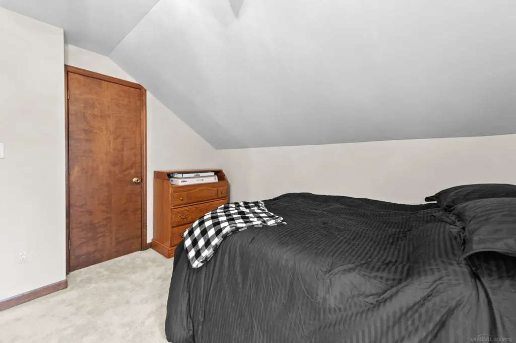 48055 Mallard Drive Chesterfield Township MI 48047
