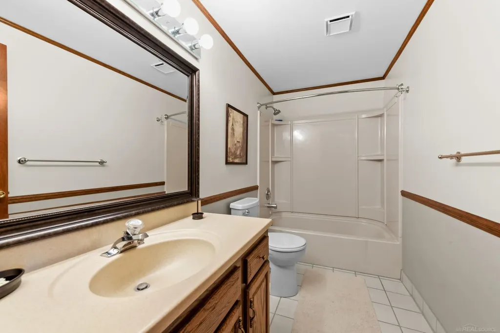 48055 Mallard Drive Chesterfield Township MI 48047